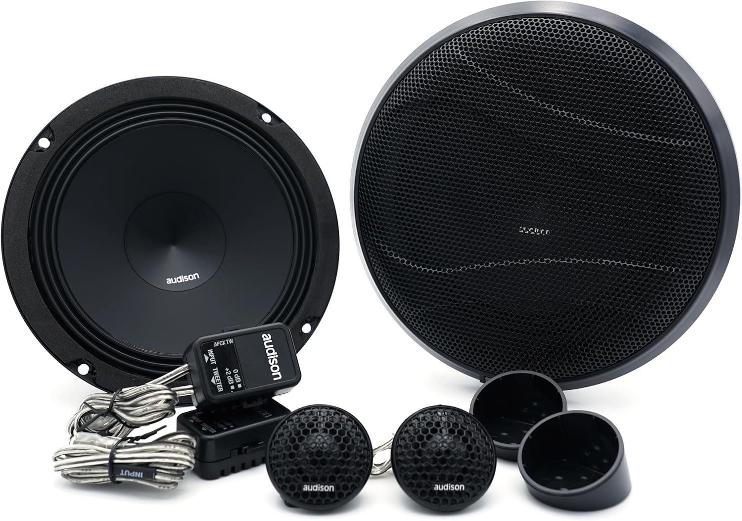 Amplificador DSP Audison Forza instalado en un vehículo